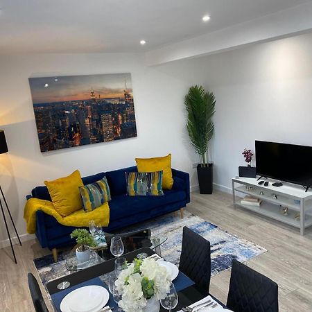 Stylish Apartment In Watford Watford  Eksteriør bilde
