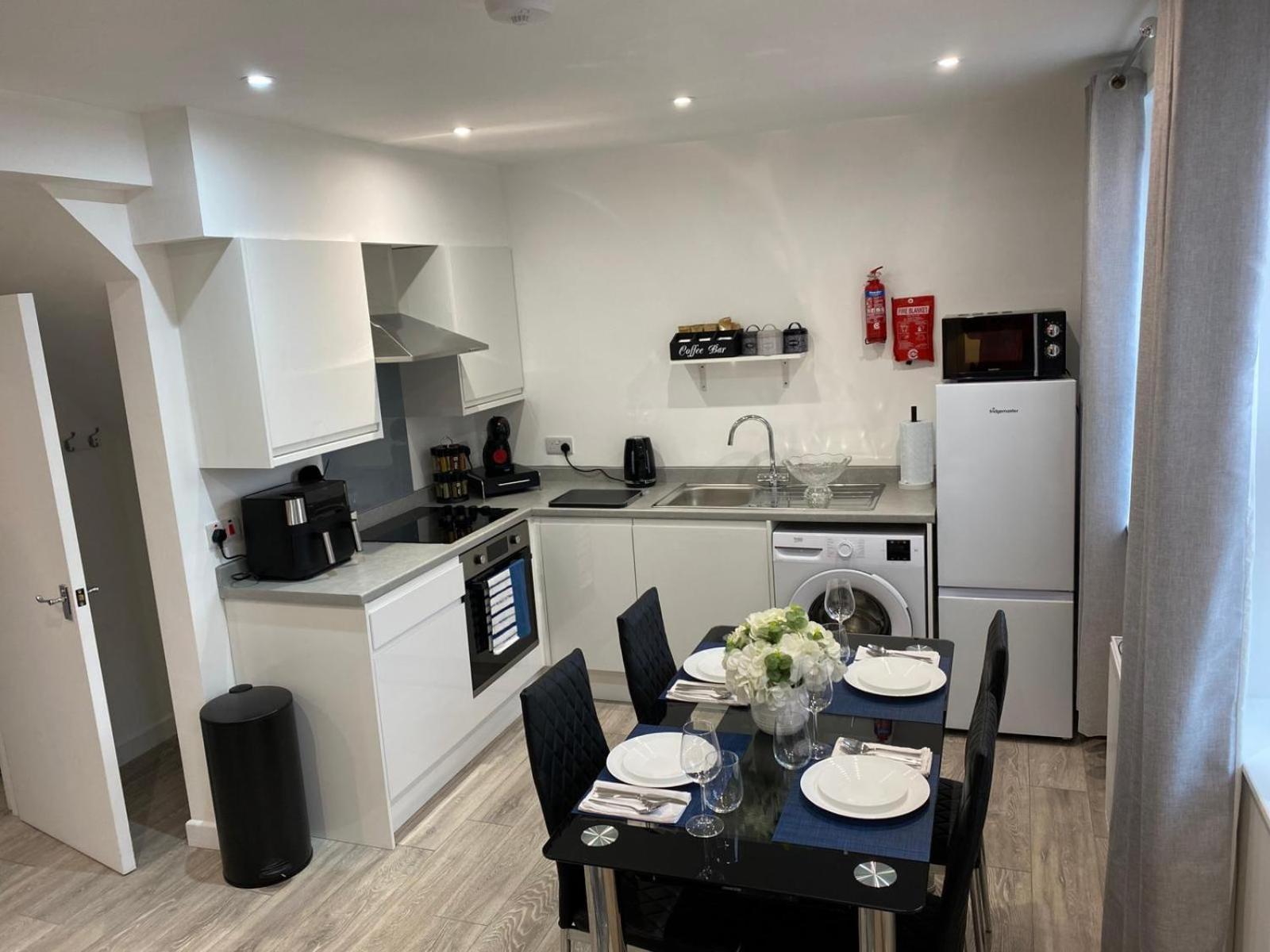 Stylish Apartment In Watford Watford  Eksteriør bilde