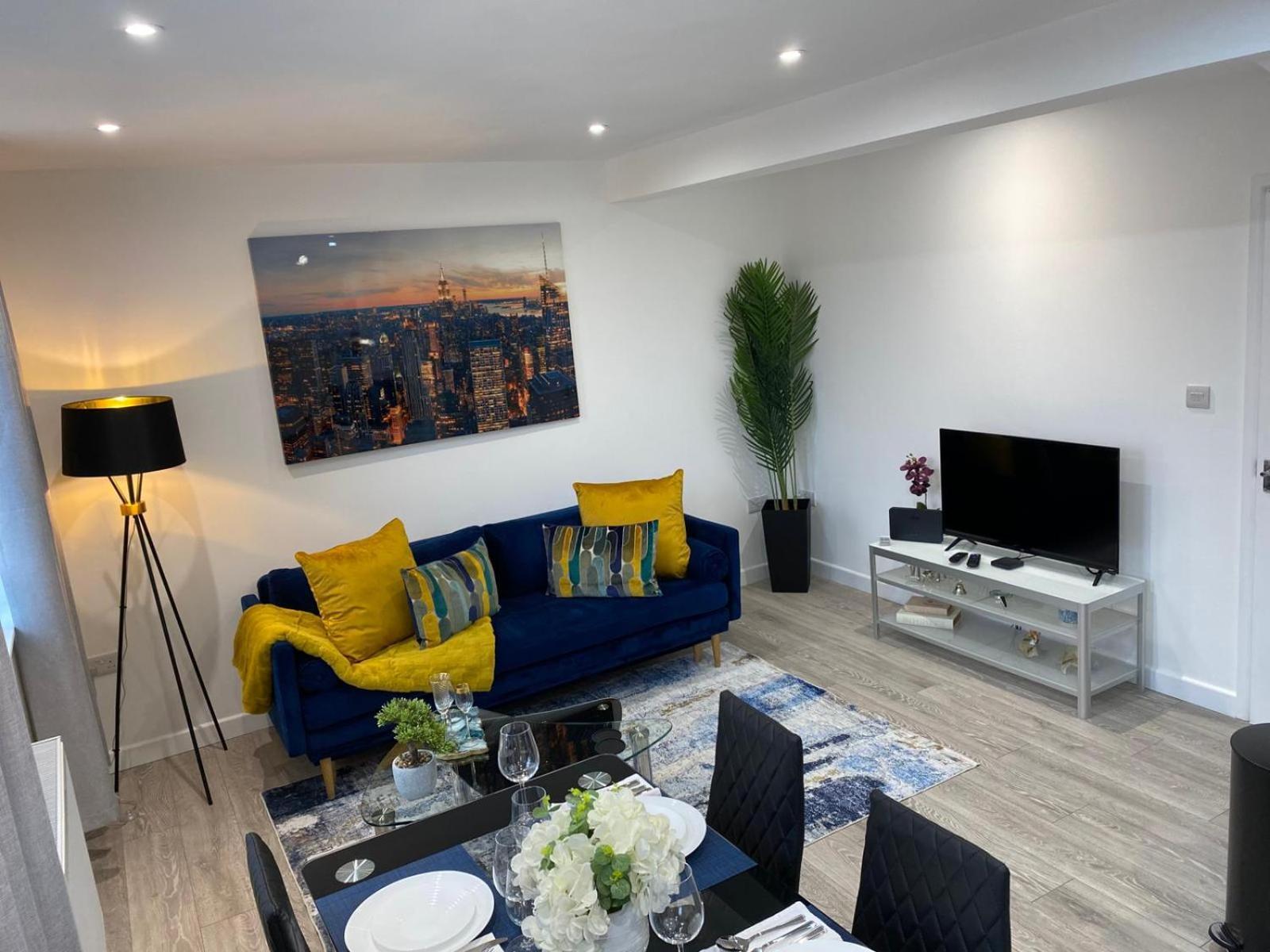 Stylish Apartment In Watford Watford  Eksteriør bilde